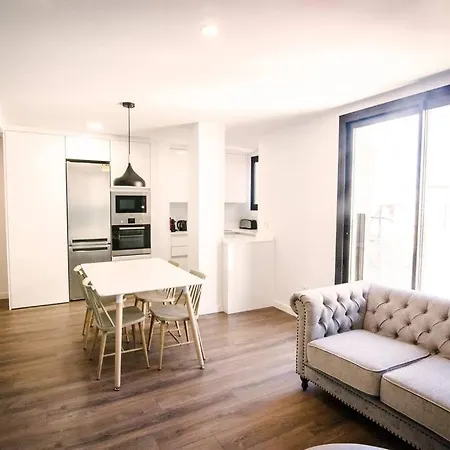 4-1 Apartamento De Diseno En El Centro De *